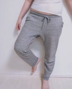 下半身太りに悩む女性と効果的なトレーニングの比較画像 弥富市 ジム ダイエット