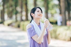 スポーツ時の適切な水分補給 パフォーマンス維持 回復促進